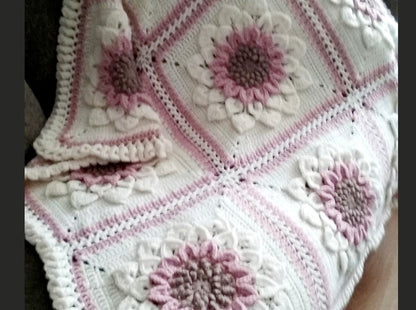 Sip, Stitch & Sweet Treats: Beginner Crochet  Aug 29
